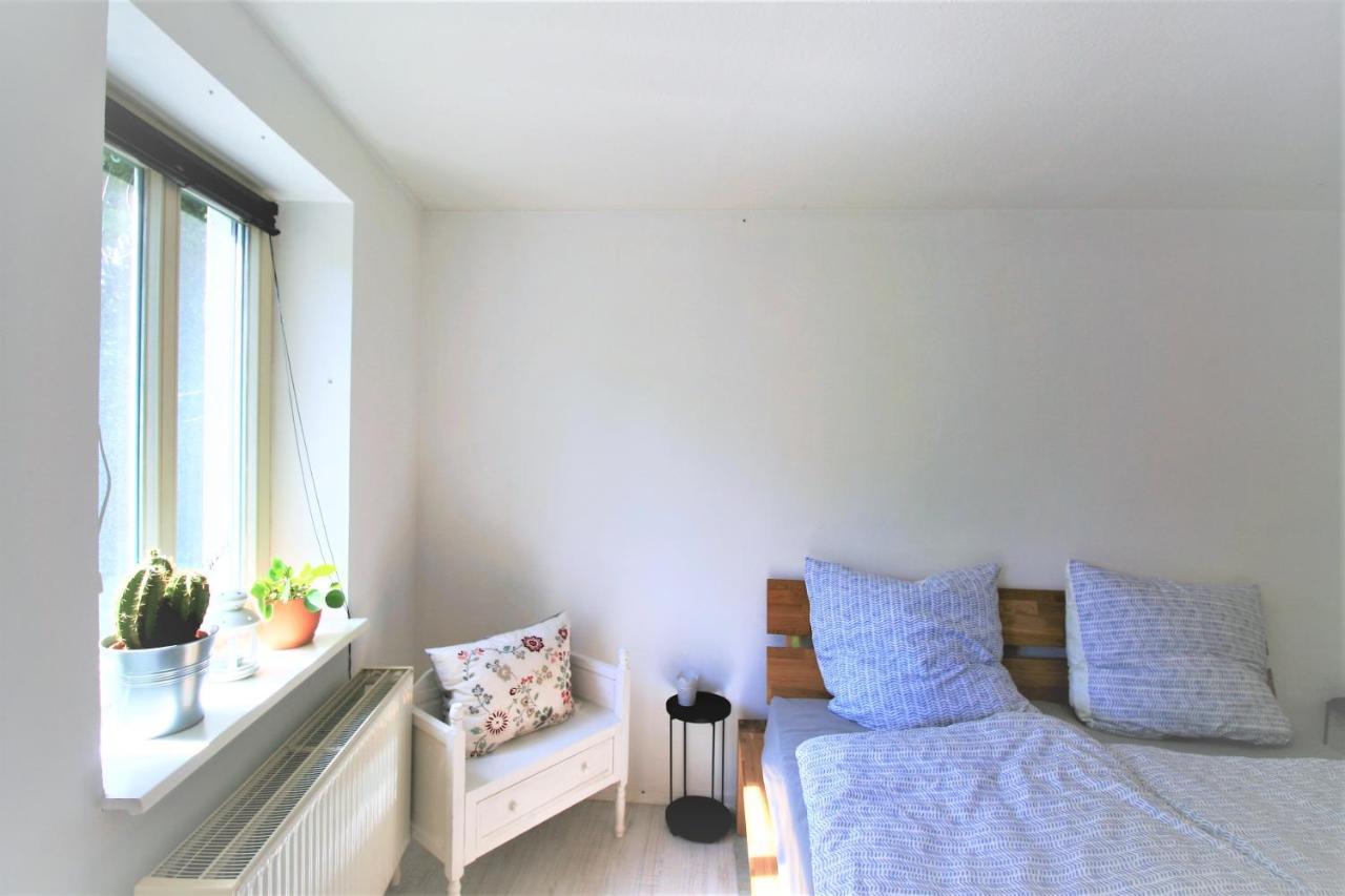 Zentrale Ferienwohnung „Treibholz“ Im Sonnenblumenhaus Flensburgo Exterior foto